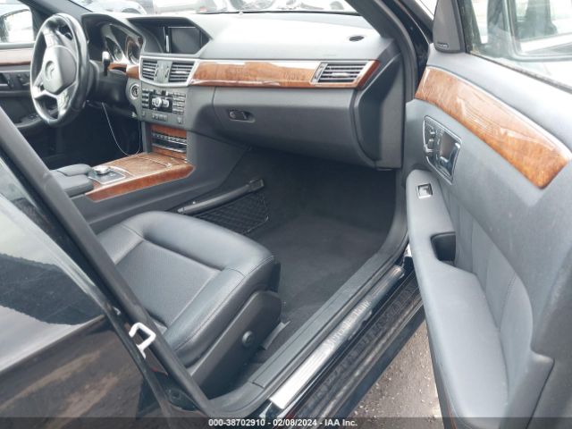 Photo 4 VIN: WDDHF5KBXDA663885 - MERCEDES-BENZ E 350 