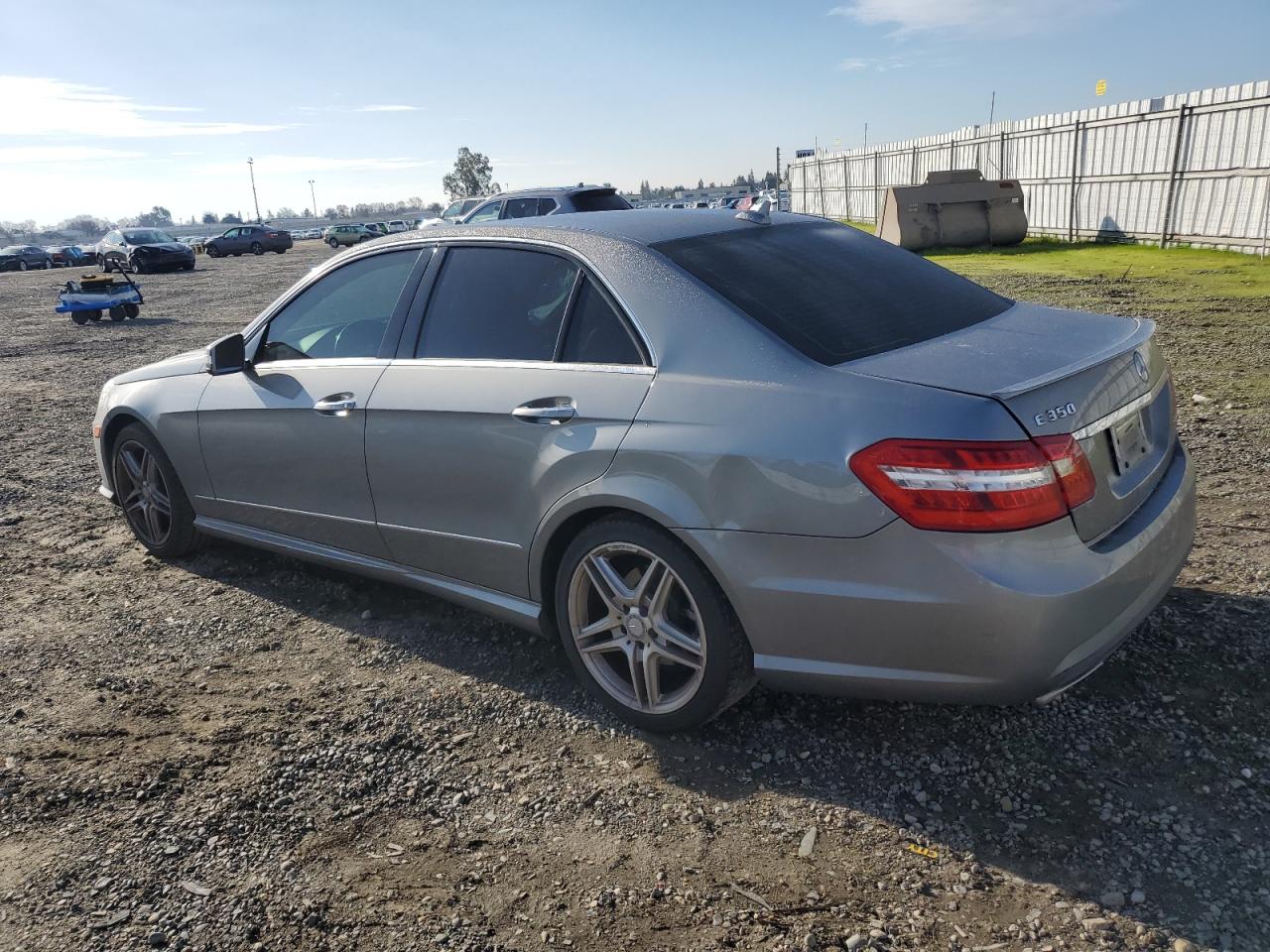 Photo 1 VIN: WDDHF5KBXDA672117 - MERCEDES-BENZ E-KLASSE 