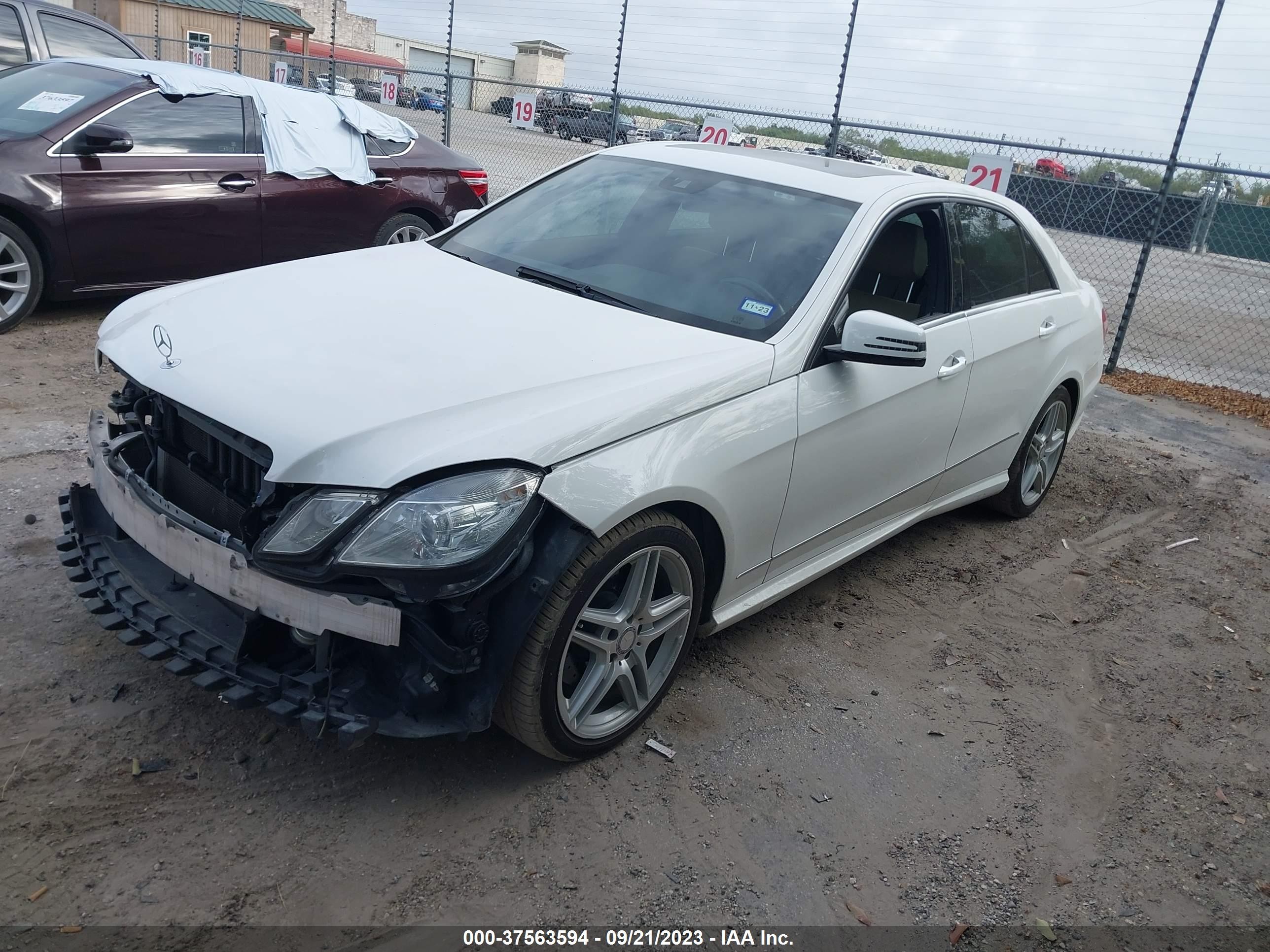 Photo 1 VIN: WDDHF5KBXDA688592 - MERCEDES-BENZ E-KLASSE 