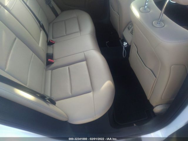 Photo 7 VIN: WDDHF5KBXDA694974 - MERCEDES-BENZ E-CLASS 