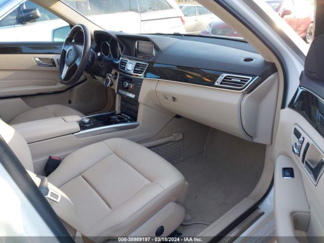 Photo 4 VIN: WDDHF5KBXFB091911 - MERCEDES-BENZ E 350 