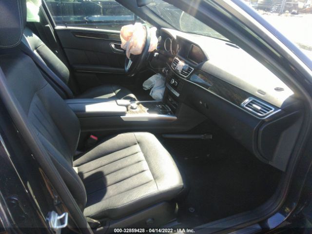 Photo 4 VIN: WDDHF6FB5FB153800 - MERCEDES-BENZ E-CLASS 