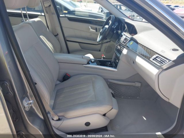 Photo 4 VIN: WDDHF6FB8FB094676 - MERCEDES-BENZ E 400 