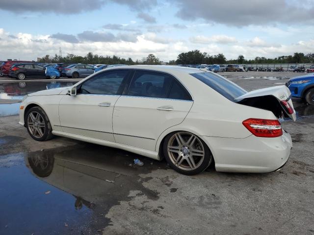 Photo 1 VIN: WDDHF7CB0AA164390 - MERCEDES-BENZ E 550 