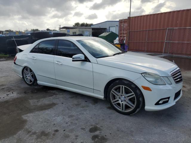 Photo 3 VIN: WDDHF7CB0AA164390 - MERCEDES-BENZ E 550 