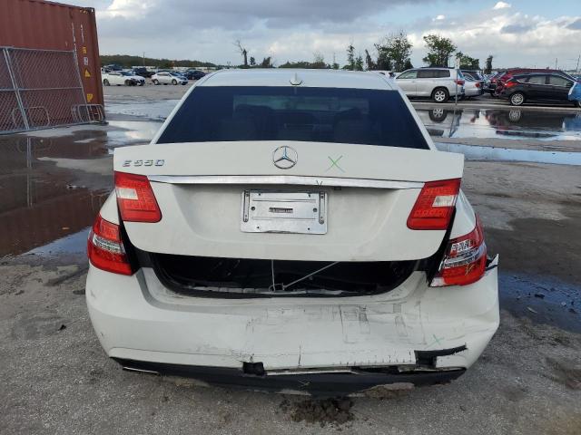 Photo 5 VIN: WDDHF7CB0AA164390 - MERCEDES-BENZ E 550 