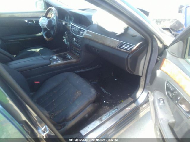 Photo 4 VIN: WDDHF7CB0BA328464 - MERCEDES-BENZ E-CLASS 