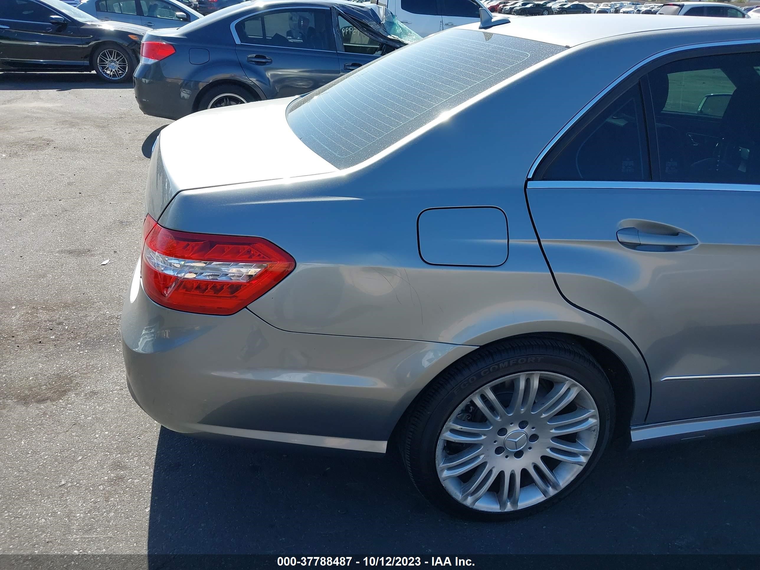 Photo 5 VIN: WDDHF7CB1AA206680 - MERCEDES-BENZ E-KLASSE 