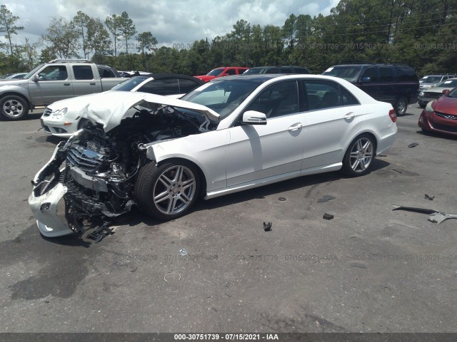 Photo 1 VIN: WDDHF7CB3AA055180 - MERCEDES-BENZ E-CLASS 