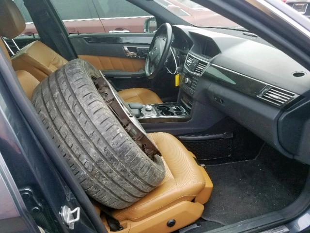 Photo 4 VIN: WDDHF7CB5AA033679 - MERCEDES-BENZ E 550 