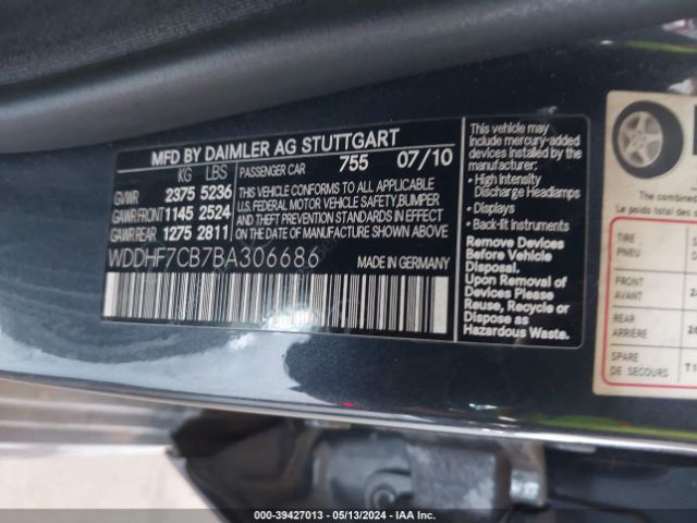 Photo 8 VIN: WDDHF7CB7BA306686 - MERCEDES-BENZ E 550 