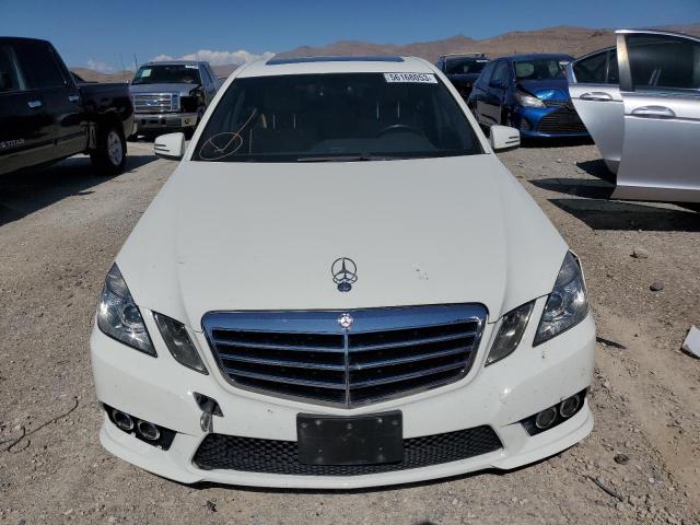 Photo 4 VIN: WDDHF7CB8AA030095 - MERCEDES-BENZ E 550 