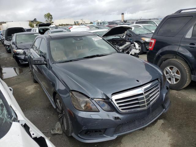 Photo 3 VIN: WDDHF7CB9AA020434 - MERCEDES-BENZ E-CLASS 