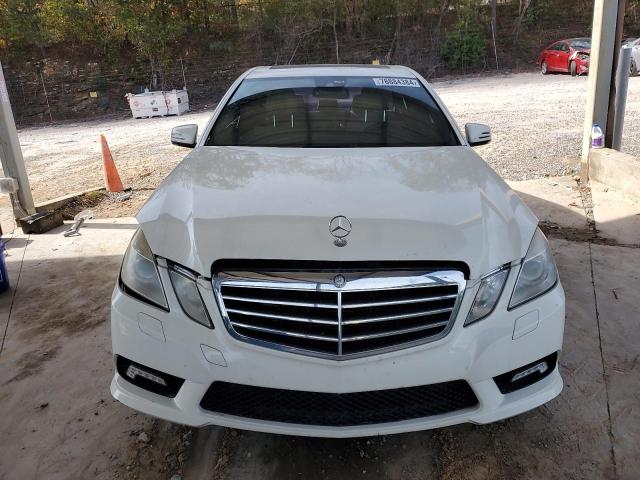 Photo 4 VIN: WDDHF7CBXAA156801 - MERCEDES-BENZ E 550 