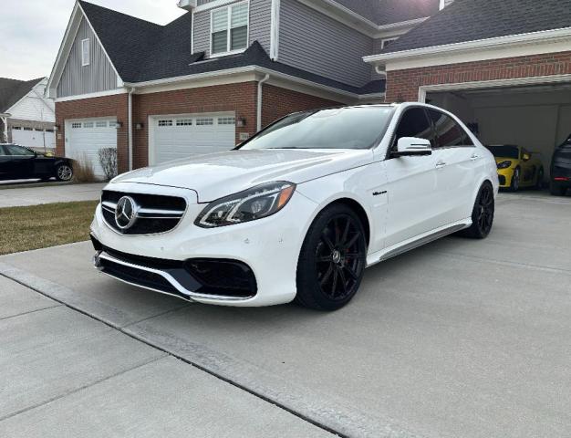 Photo 1 VIN: WDDHF7GB7FB144830 - MERCEDES-BENZ E 63 AMG-S 