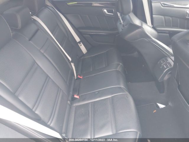 Photo 7 VIN: WDDHF7GB8FB113201 - MERCEDES-BENZ E 63 AMG 