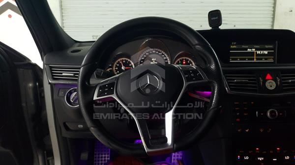 Photo 12 VIN: WDDHF7HB5AA154396 - MERCEDES-BENZ E 63 