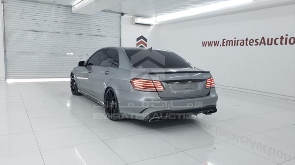 Photo 5 VIN: WDDHF7HB5AA154396 - MERCEDES-BENZ E 63 