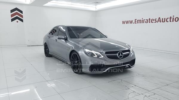 Photo 8 VIN: WDDHF7HB5AA154396 - MERCEDES-BENZ E 63 