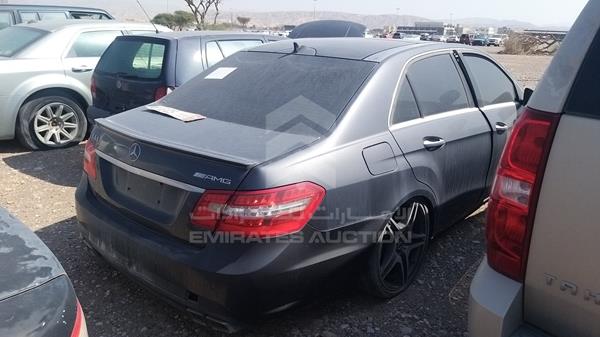 Photo 6 VIN: WDDHF7HB6AA176245 - MERCEDES-BENZ E 63 