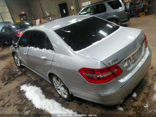 Photo 2 VIN: WDDHF8HB0AA140458 - MERCEDES-BENZ E 350 