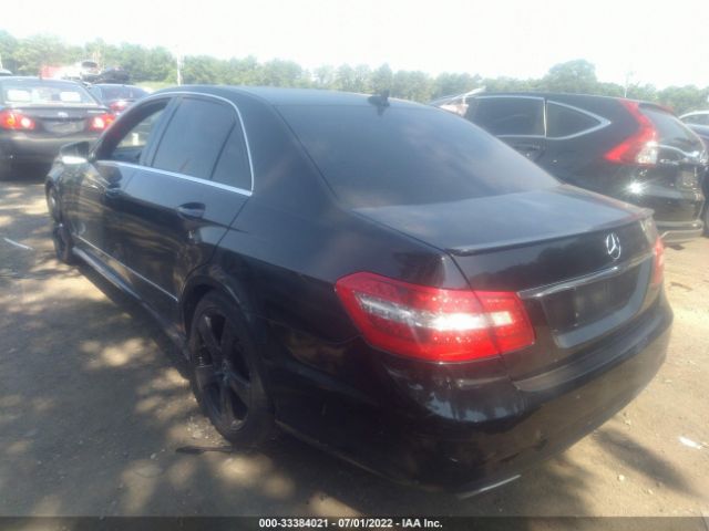 Photo 2 VIN: WDDHF8HB0BA472806 - MERCEDES-BENZ E-CLASS 