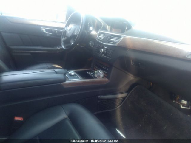 Photo 4 VIN: WDDHF8HB0BA472806 - MERCEDES-BENZ E-CLASS 