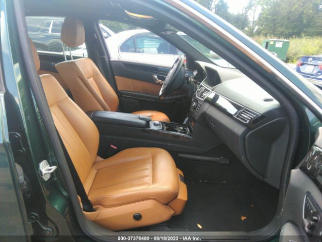 Photo 4 VIN: WDDHF8HB1AA080495 - MERCEDES-BENZ E 350 