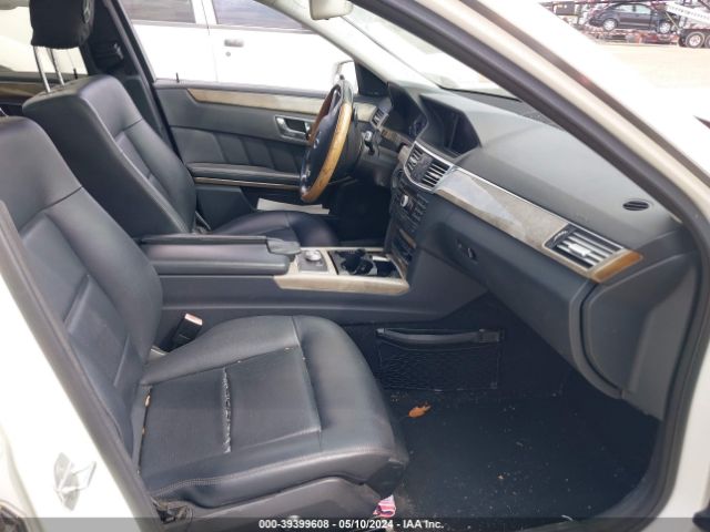 Photo 4 VIN: WDDHF8HB1AA206922 - MERCEDES-BENZ E 