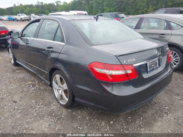 Photo 2 VIN: WDDHF8HB1AA242979 - MERCEDES-BENZ E 350 