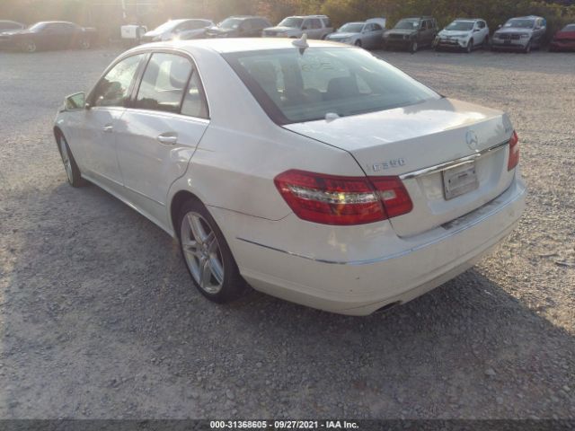 Photo 2 VIN: WDDHF8HB1BA379387 - MERCEDES-BENZ E-CLASS 