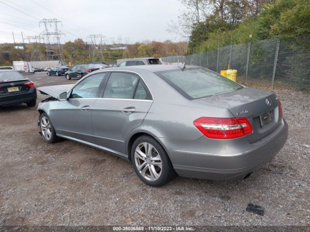 Photo 2 VIN: WDDHF8HB1BA439393 - MERCEDES-BENZ E 350 