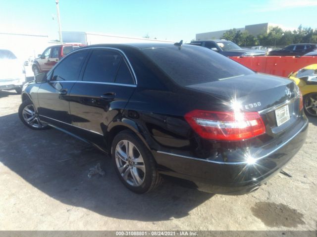 Photo 2 VIN: WDDHF8HB2AA106599 - MERCEDES-BENZ E-CLASS 