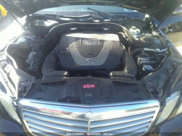 Photo 9 VIN: WDDHF8HB2AA106599 - MERCEDES-BENZ E-CLASS 