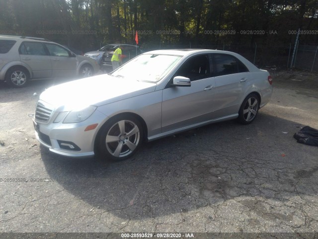 Photo 1 VIN: WDDHF8HB2BA418102 - MERCEDES-BENZ E-CLASS 