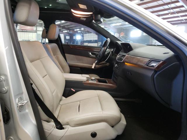 Photo 4 VIN: WDDHF8HB3AA230915 - MERCEDES-BENZ E 350 4MAT 