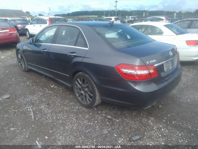 Photo 2 VIN: WDDHF8HB5AA065899 - MERCEDES-BENZ E-CLASS 