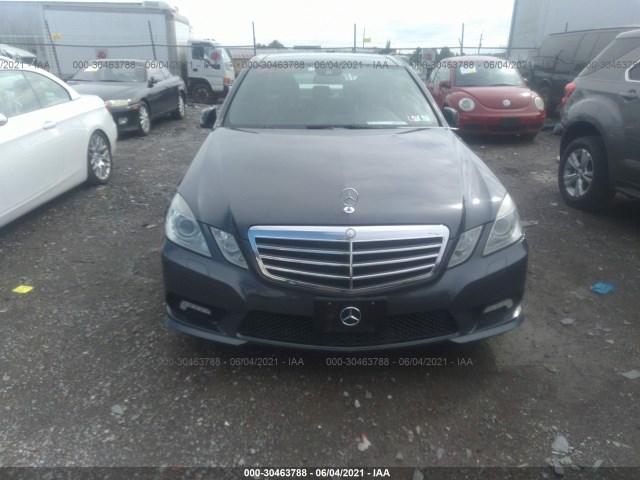 Photo 5 VIN: WDDHF8HB5AA065899 - MERCEDES-BENZ E-CLASS 