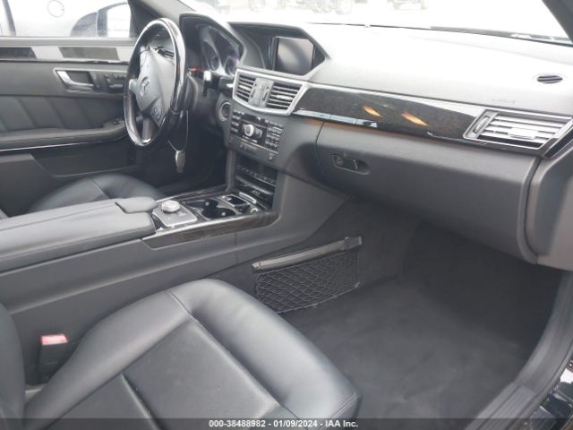 Photo 4 VIN: WDDHF8HB5AA120948 - MERCEDES-BENZ E 350 