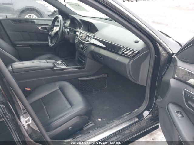 Photo 4 VIN: WDDHF8HB5AA124661 - MERCEDES-BENZ E 350 