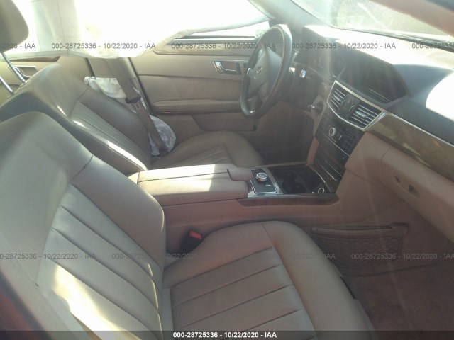 Photo 4 VIN: WDDHF8HB5BA301078 - MERCEDES-BENZ E-CLASS 