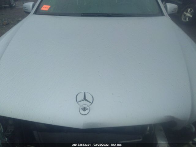 Photo 9 VIN: WDDHF8HB7AA064088 - MERCEDES-BENZ E-CLASS 