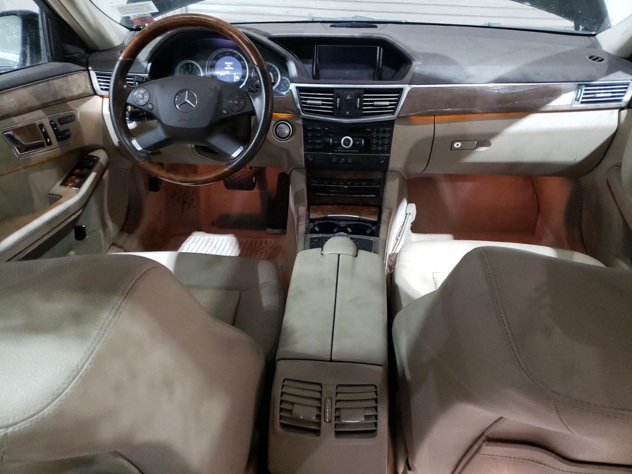 Photo 7 VIN: WDDHF8HB8AA206044 - MERCEDES-BENZ E-KLASSE 