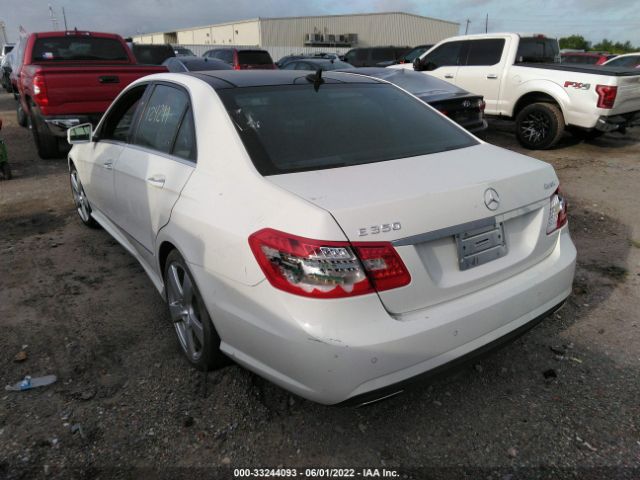 Photo 2 VIN: WDDHF8HB8BA286978 - MERCEDES-BENZ E-CLASS 