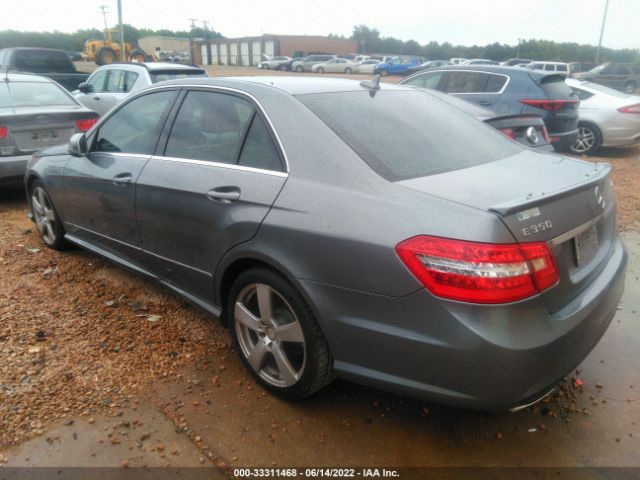 Photo 2 VIN: WDDHF8HB8BA337766 - MERCEDES-BENZ E-CLASS 