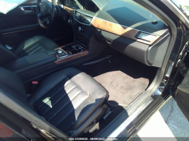 Photo 4 VIN: WDDHF8HB8BA366569 - MERCEDES-BENZ E-CLASS 