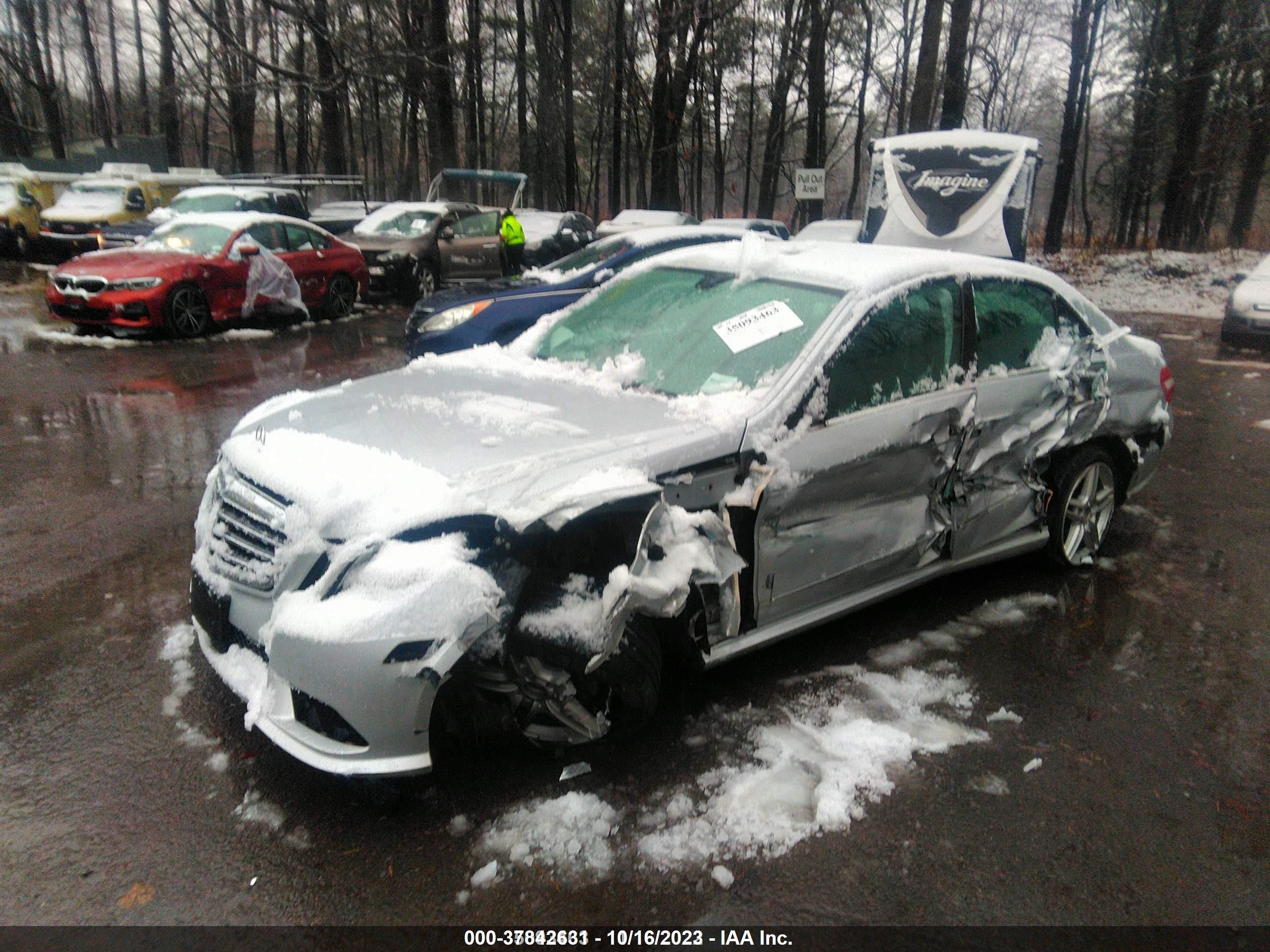 Photo 1 VIN: WDDHF8HB8BA368225 - MERCEDES-BENZ E-CLASS 