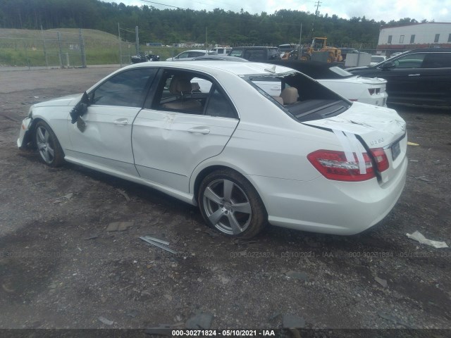 Photo 2 VIN: WDDHF8HB9AA074346 - MERCEDES-BENZ E-CLASS 