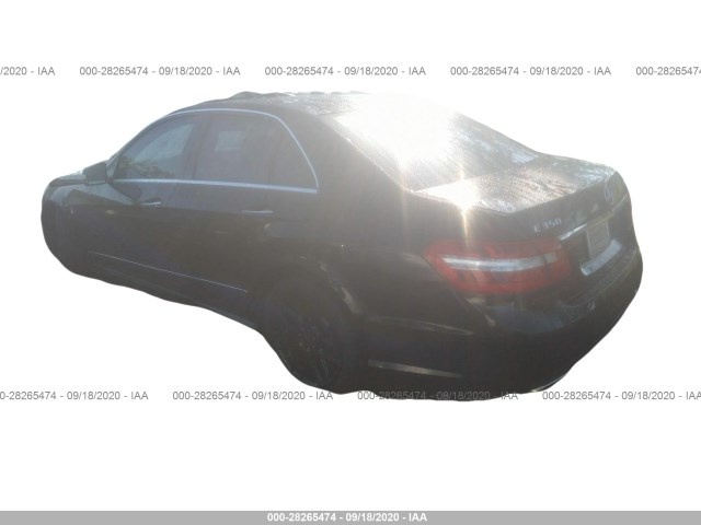 Photo 2 VIN: WDDHF8HB9AA079868 - MERCEDES-BENZ E-CLASS 