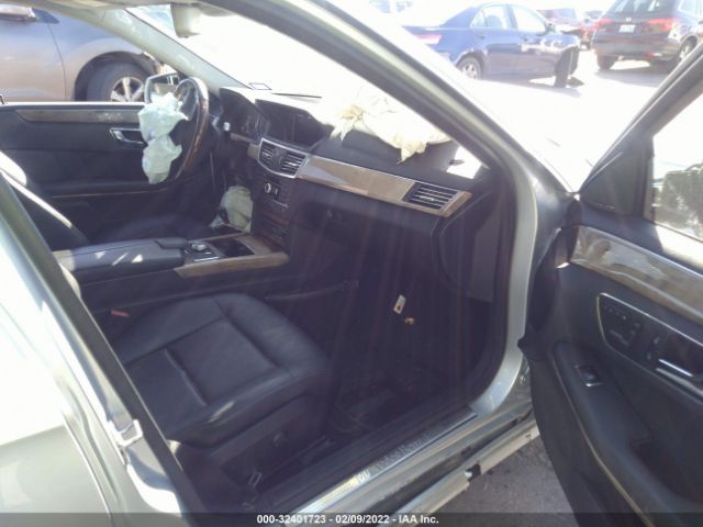 Photo 4 VIN: WDDHF8HB9BA288772 - MERCEDES-BENZ E-CLASS 